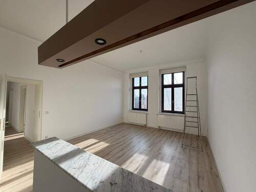 Helle Wohnung mit Balkon - 