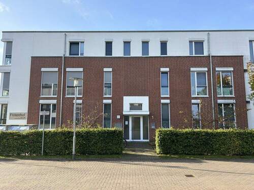 Außenansicht - Moderne 2 ZKB Wohnung Nähe Flötenteich sucht zum 01.01.2026 neue Mieter!