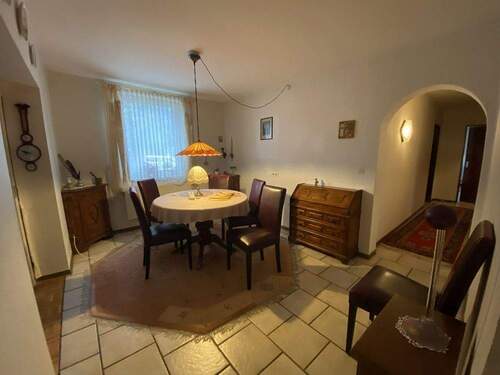 Erdgeschoss: Esszimmer - 