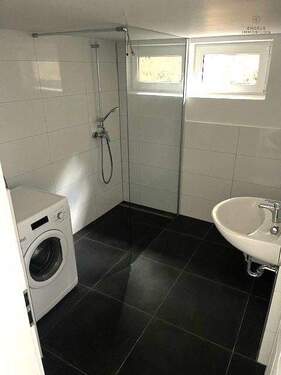  Haus 1 Duschbad Souterrain - 