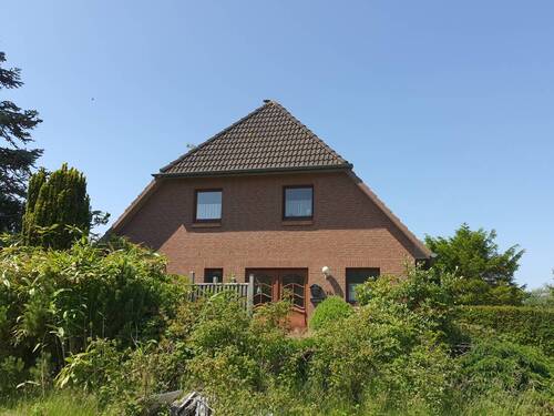 Wohnhaus - 4 Zimmer Mehrfamilienhaus, Wohnhaus zum Kaufen in Elpersbüttelerdonn