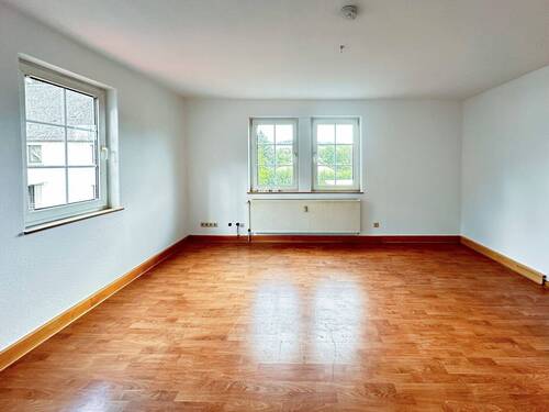 Wohnzimmer - 2 Zimmer Etagenwohnung zur Miete in Alpenrod