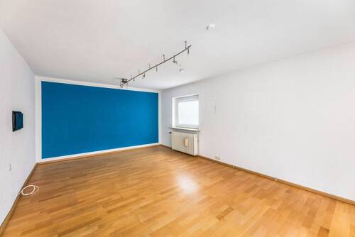 Altbau: Wohnzimmer - 