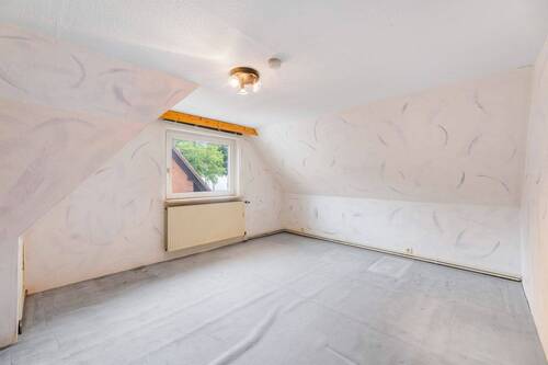 Altbau: Schlafzimmer 2 im OG - 