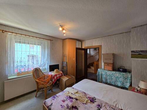 Schlafzimmer EG - 