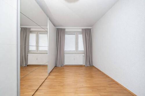 Schlafzimmer - virtuell leergeräumt - 