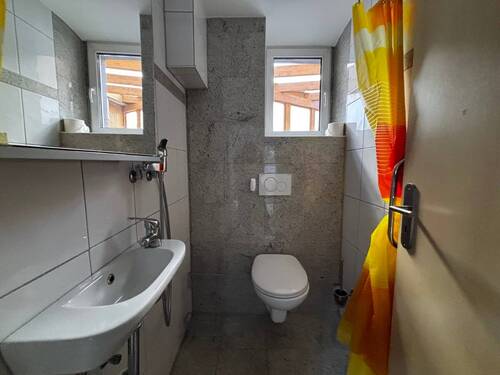WC - 