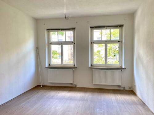 Wohnzimmer.jpg - 3 Zimmer Etagenwohnung zur Miete in Nürnberg