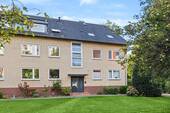 Haus - 2 Zimmer Etagenwohnung zum Kaufen in Hamburg / Meiendorf
