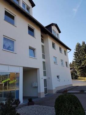 Bild 2 - 2 Zimmer Etagenwohnung in Taura