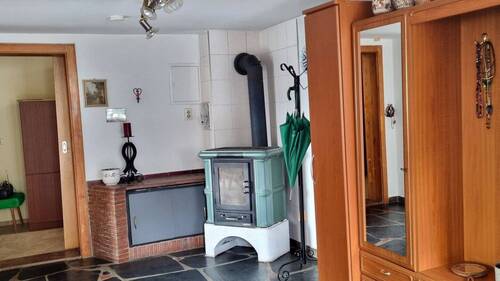 Flur - Einfamilienhaus mit 95,00 m&sup2; in Dresden zum Kaufen