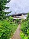 Zugang Garten und Rückansicht - 9 Zimmer Mehrfamilienhaus, Wohnhaus in Ettlingen