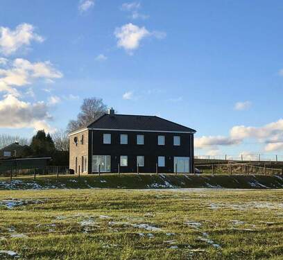 Bild 3 - 7 Zimmer Einfamilienhaus in Grammdorf