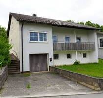 Wohnhaus - Hanghaus in guter Lage mit schönem Ausblick - 794 - Pfarrkirchen