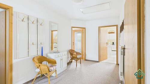 Flur Obergeschoss - Einfamilienhaus mit 247,00 m² in Ettersburg zum Kaufen