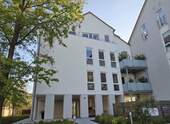 Seitenansicht mit Balkon - 