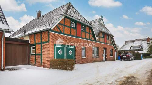 Außenansicht 1 - Fachwerkjuwel: Stilvoll saniert und sofort bezugsbereit