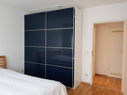 Schlafzimmer großzügig - Etagenwohnung in Nürnberg zum Kaufen