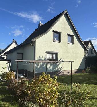 Ansicht - 5 Zimmer Einfamilienhaus in Freiberg