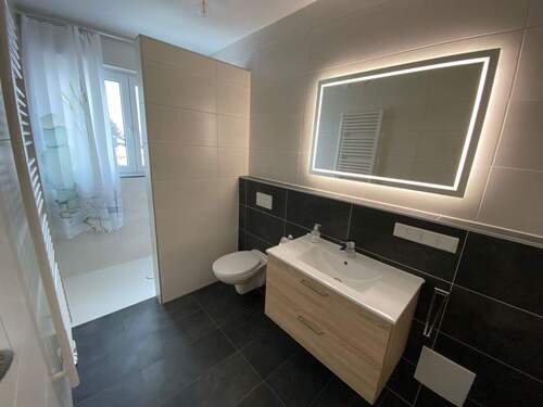 Badezimmer - Etagenwohnung mit 55,00 m&sup2; in Ingolstadt zur Miete