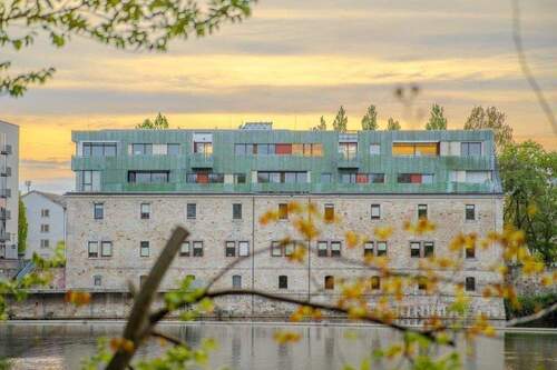 Hausansicht - Historische Büroetage zum Kauf in der Kasseler Innenstadt dirkte an der Fulda