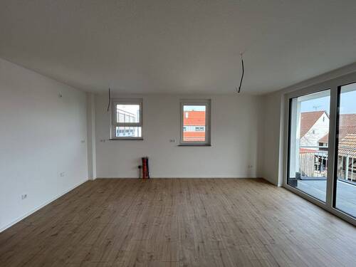 Wohn- und Esszimmer - Helle und idyllische 4-Zimmerwohnung vermieten!