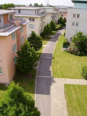 Stadthäuser (Zugang) - 2 Zimmer Etagenwohnung zum Kaufen in Schönefeld