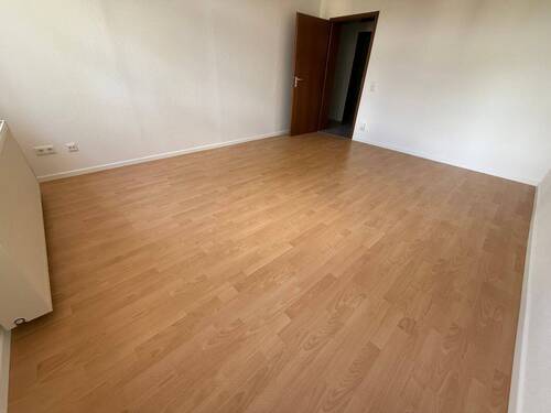 Schlafzimmer - 2 Zimmer Etagenwohnung zur Miete in Chemnitz
