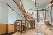 Flur - 6 Zimmer Reihenmittelhaus in Stuttgart Stuttgart-Mitte