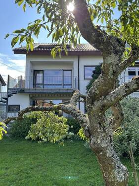 Haus Hinteransicht - Energetisch optimiertes Doppelhaushälfte mit 2 Wohneinheiten! Maisonette mit Weitblick & ELW!