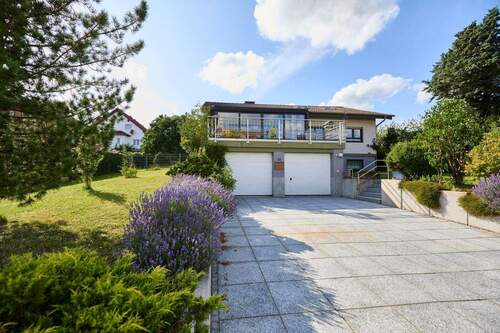 f11 - Ein Bungalow zum Verlieben - 525.000,00&nbsp;EUR Kaufpreis, ca.&nbsp; 158,00&nbsp;m&sup2;&nbsp;Wohnfl&auml;che