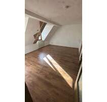 Waldsassen! 4-Zimmer-Dachgeschosswohnung - sofort frei WE10