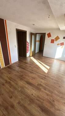 Wohn-/ Esszimmer - 4 Zimmer Etagenwohnung zur Miete in Waldsassen