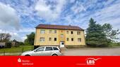 Gebäudeansicht - Mehrfamilienhaus in ruhiger Dorflage