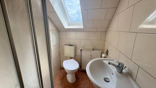Badezimmer Dachgeschosswohnung - 