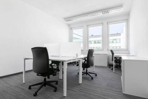 Bild 8 - Buchen Sie einen reservierten Coworking-Arbeitsplatz oder Hot Desk in HQ Feringastraße