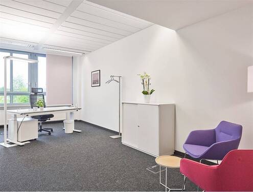 Einzelbüro mit Lounge - Büro zur Miete in Hallbergmoos