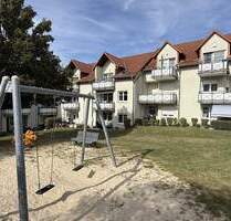 Charmante 2-Zimmer-DG-Wohnung mit Balkon & PKW-Stellplatz in gesuchter Lage von Lohfelden