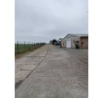 Sora bei Klipphausen! Teilfläche einer großzügigen Lagerhalle anmietbar!