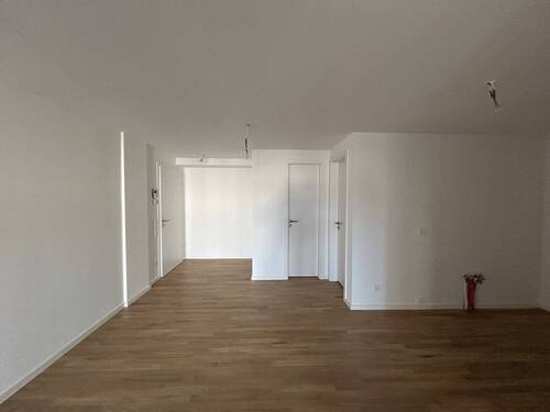 Eingang - Moderne 2,5 Zimmer Mietwohnung zu vermieten!