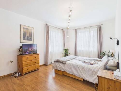 Schlafzimmer EG - 