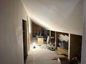 Dachgeschoss mit Stauraum - 