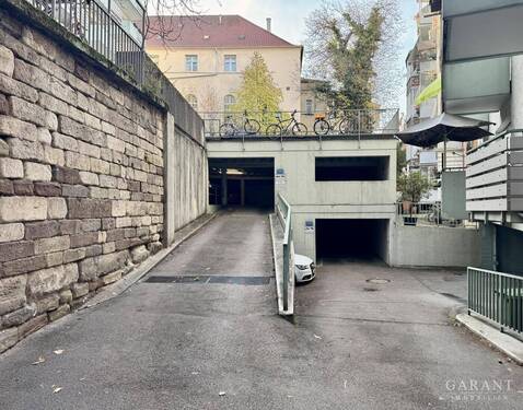 Zufahrt - Tiefgaragenstellplatz im Heusteigviertel!