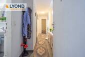 Flur - 3 Zimmer Etagenwohnung zum Kaufen in Ludwigsburg / Neckarweihingen