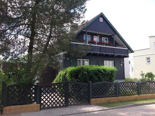 Fassade - Einfamilienhaus mit 144,00 m&sup2; in Berlin zur Miete