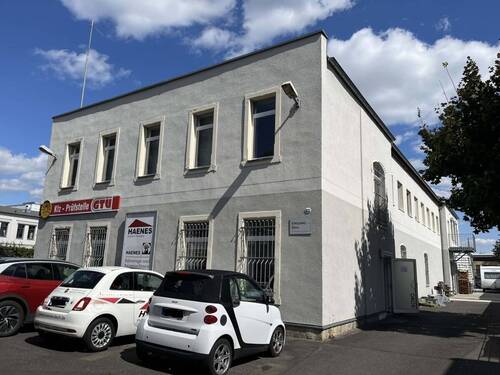 Hausansicht - 2 Zimmer Büro in Dresden