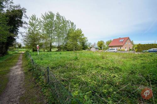 Grundstück - Sicht Wanderweg - 