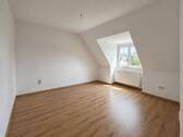 Wohnzimmer - 3 Zimmer Etagenwohnung zur Miete in Gößnitz