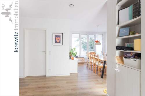 020 - Eingangsbereich - 