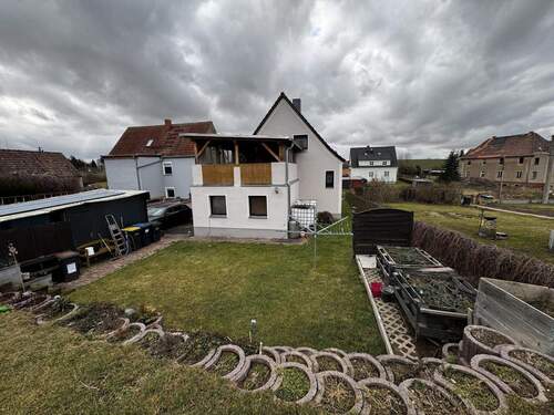 Ansicht Garten + Wohnhaus + Nebengebäude - 